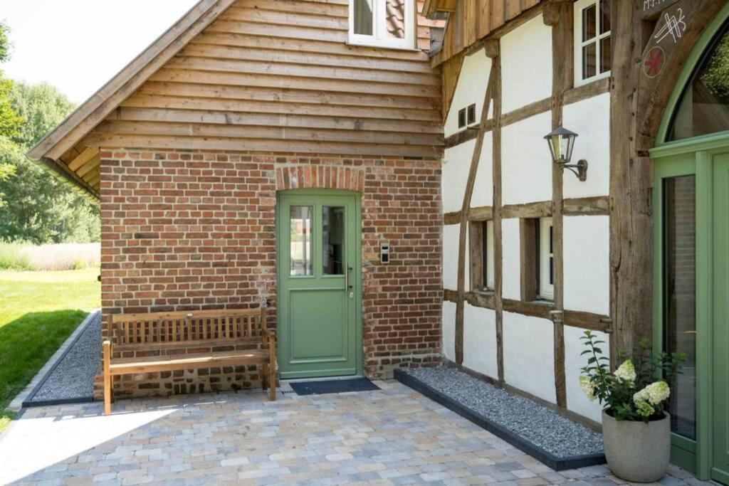 Zum Heuerling Ferienwohung Im Alten Stall Mit Sauna Ферсмольд Экстерьер фото